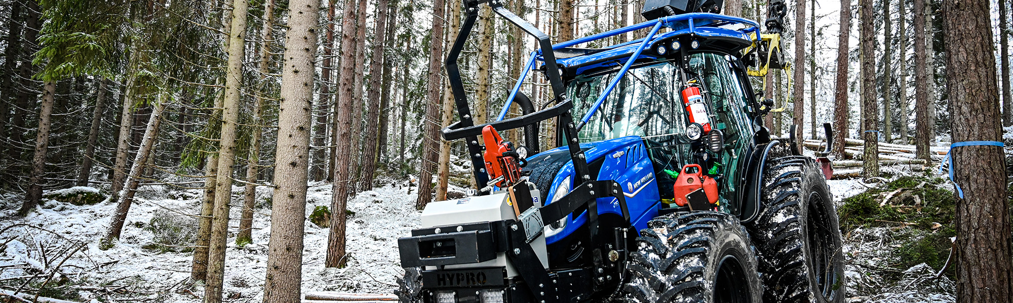 Mats är uppvuxen med skogstraktor, nu är deras nya skogsbyggda New Holland T5.110 AC här!